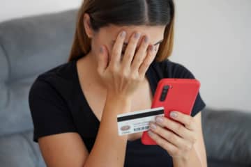 【実録】「まさか、不正利用されるなんて…」クレジットカードで見知らぬ請求「756円」が！ 発覚の流れと“カード会社の対応”を赤裸々に告白します