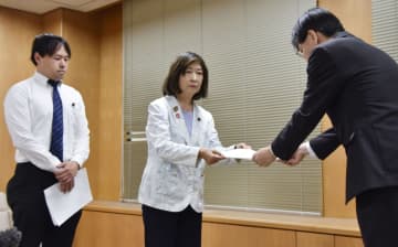 共産、斎藤知事に辞職要求　議長へ元総務部長の告発要請