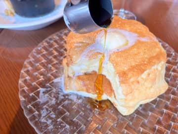 【麻布台ヒルズ】パンケーキが絶品！「バルコニー バイ シックス」でゆったりカフェタイム