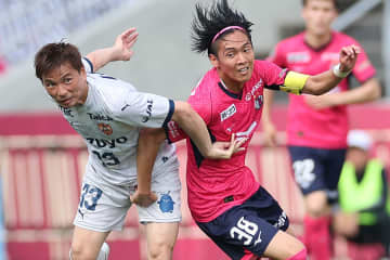 序列下→半年で欧州挑戦「すさまじい」　香川真司も驚愕「J2含め移籍考えてもと思っていた」