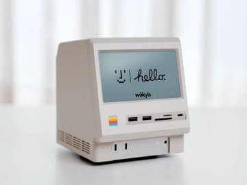 初代Macintosh風デザインのMac Mini向けドックが予約販売を開始