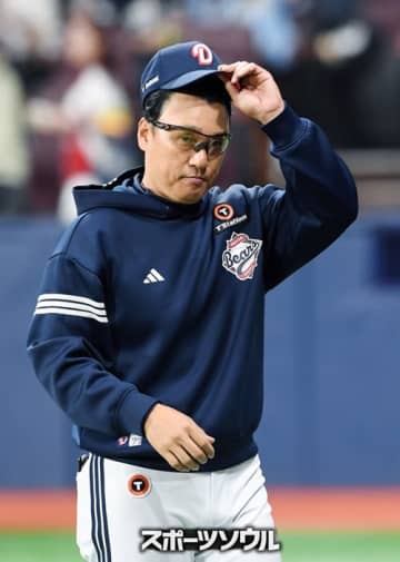 日韓通算626本塁打の元巨人助っ人、2年半で監督辞任 成績不振の責任取り “指導歴ゼロ”の挑戦に「甘くない」の声も