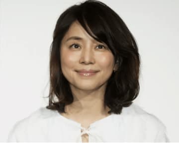 石田ゆり子、愛猫との距離が縮まってきた瞬間を報告。「うれしい…」