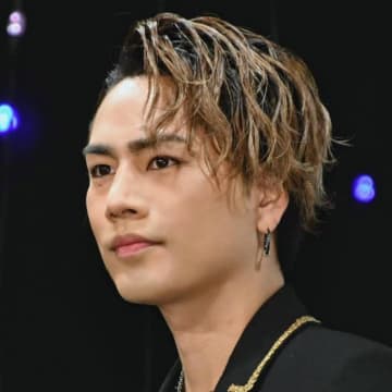 ØMI（登坂広臣）、三代目JSBメンバーと共にコンビニへ！？オフSHOTに反響「仲良しでかわいい」「キュン」