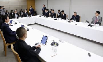 AI戦略本部設置「秋までに」　首相、年内に基本計画