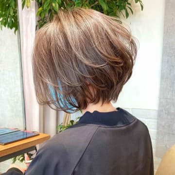 髪切ったのにボリュームUP！？【40・50代】「立体ショートボブ」が最強かも♡