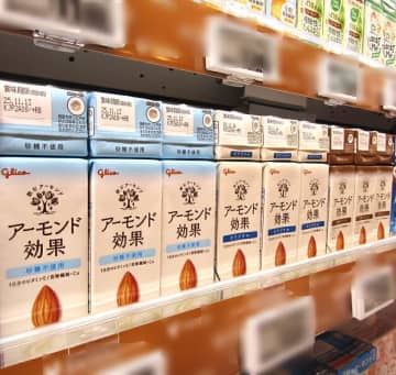「アーモンド効果」チルド商品出荷停止期間に離れなかった顧客を基盤に再拡大図る　飲用層拡大へ新CMに松嶋菜々子さん起用