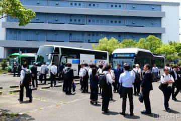 BYDなど初出展勢の最新EVバスが注目集める　2025バステクフォーラム