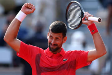 ジョコビッチ、元世界8位ノリーを破って全仏オープンでマッチ100勝達成！16年連続19度目の8強
