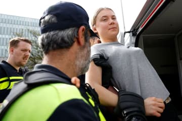 元〝環境少女〟グレタ・トゥンベリさん 拿捕の危険性　イスラエル海上封鎖の中…船でガザへ出発