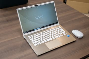 VAIO、スタンダードノートPC「VAIO F16/F14」。目標は「定番PC」、軽量化や使い勝手強化で“さらなる高み”へ