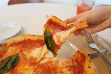 【万博グルメ】イタリア館の屋上レストランに行ってきた。地中海ソースのポテト/マルゲリータなど人気メニューを実食