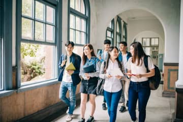 人口減の日本は中国パワーの流入とどう向き合うべきか