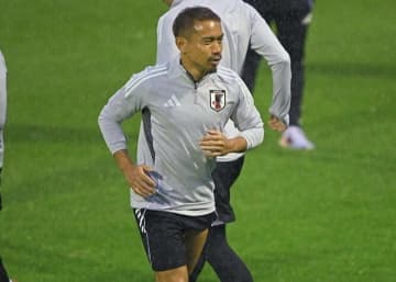 「イタリアの厳しさは行った者にしか分からない」元インテルの長友佑都がセリエAで躍動する日本人守護神に賛辞「皆さんの想像以上に…」