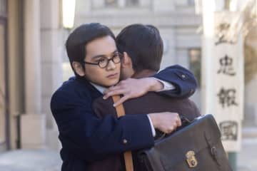 『あんぱん』「生きて…また会おう」“嵩”北村匠海＆“健太郎”高橋文哉の別れに反響「熱いハグに号泣」「寂し過ぎる」