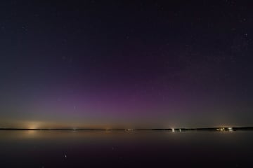 中国最北の黒竜江省にオーロラ　満天の星と共演