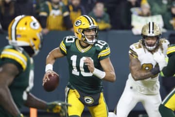 QBラブが後退したとの見方を否定するパッカーズHCラフルアー
