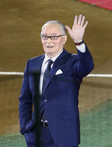 長嶋茂雄さん死去、89歳　元巨人、ミスタープロ野球