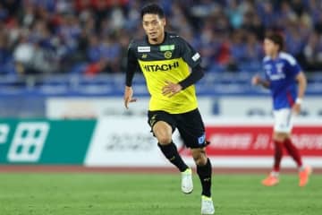 「めちゃくちゃ良い選手」柏→広島に移籍、190センチFWのプレー集に反響「いい補強」「１番必要な存在！」