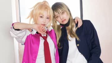 篠崎こころ＆高見奈央が人気ヤンキーヒロインに ヤンマガWebカット公開