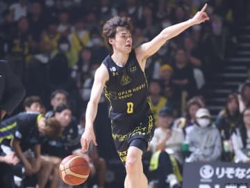 群馬クレインサンダーズ、藤井祐眞が在籍2季目へ「群馬一丸！！！」…辻直人に続いて契約継続