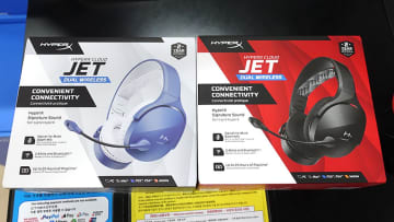 HyperXの軽量ゲーミングヘッドセット「Cloud Jet」が登場、デュアルワイヤレス対応