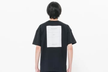 ドレスドアンドレスド“楽譜の表紙”プリント＆反転ロゴ刺繍のTシャツ、渋谷西武で期間限定ストア