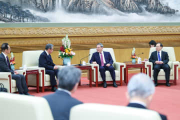 李強総理、河野会長ら日本国際貿易促進協会訪中団と会見