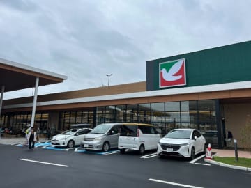 ヨークベニマルが宇都宮に「ミライト一条店」を開業!　即食強化型の売場づくりとは