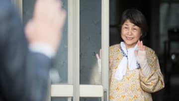 ごめん、もう限界です…〈年金月7万円〉72歳の母を残し、48歳の独身ひとりっ子が初めて実家を出た「切実理由」