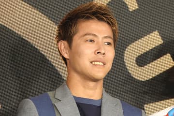 妻は人気タレント　元天才サッカー選手が「夫婦初共演」報告…ネット反応「やばい！」「文化人ですやん」
