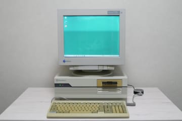 PC-9800シリーズ風の現代PCを作ってみよう！～5インチFDDは動くのかも試してみた
