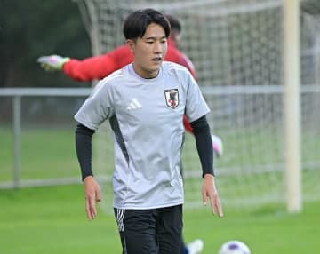 「やっぱり上手い選手は…」サプライズ招集された18歳MFが感じた日本代表のレベル「実力が達していると思っていない」