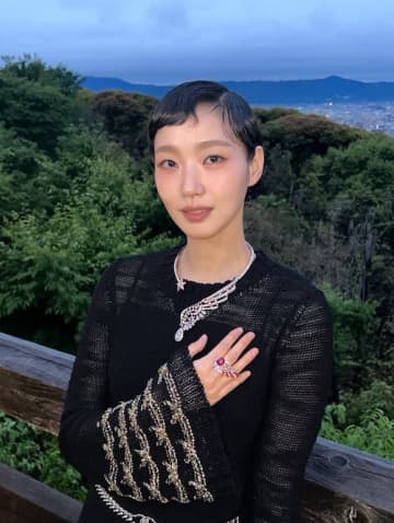 京都で日韓スター対面！キム・ゴウン、小松菜奈＆安藤サクラらと豪華ショット（動画あり）