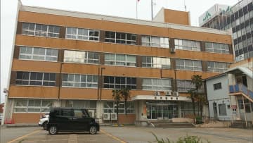 警察官の「顔面に頭突き」 高岡市の40歳男を公務執行妨害の疑いで現行犯逮捕