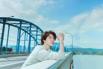 「未来で待ってる」NCT・ドヨンの胸を打つ歌声…圧巻のステージが話題に