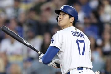 大谷翔平は３打数無安打２三振２四球...快音聞かれず。ドジャースはフリーマンの劇的一打でサヨナラ勝ち