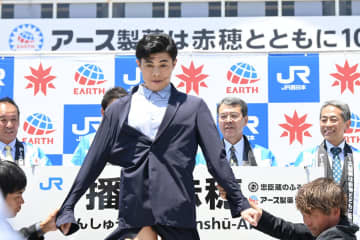 小島よしお　万博〝虫対策〟に乗り出したアース製薬を称賛「すばらしい心意気だな」