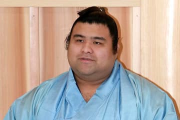 有名力士が“美人妻”とバラエティー初共演　ラブラブぶりに「良い笑顔」「綺麗だな～」とファン注目