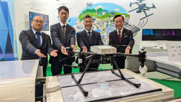 ブルーイノベーションら4社、国産ドローンポート試作機を初公開。大阪・関西万博での運航管理の取り組みも説明[JapanDrone2025]