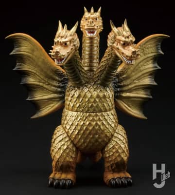 巨大ソフビ「グレートザウルス」にキングギドラ襲来！復刻版ゴジラと並べられるように新規造形。復刻版ゴジラの最新バリエーションも2種登場！