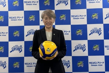 「指示待ちではなく、自ら考えて行動できる選手を育てたい」SAGA久光復帰の中田久美監督が就任会見 新加入の籾井あきには期待「また一緒に戦えるのは楽しみ」