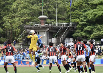 約3,000人が詰めかけた「青と赤の決勝戦」　制したのは日章学園
