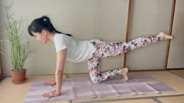 夏に向けてお腹すっきり！しっかり効く「プランクアレンジ」
