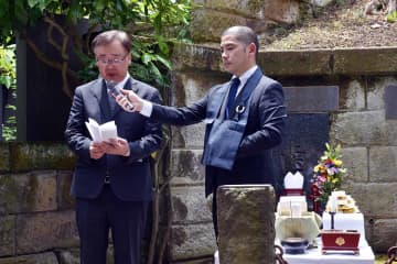 近代歯科医療の発祥地・横浜　總持寺境内で歯の供養式　全国でも珍しい伝統行事