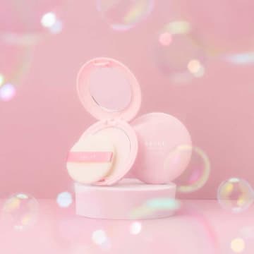 【upink】崩れ知らずの涼しげ肌を叶えるパウダーと部分用ブラシが登場♪