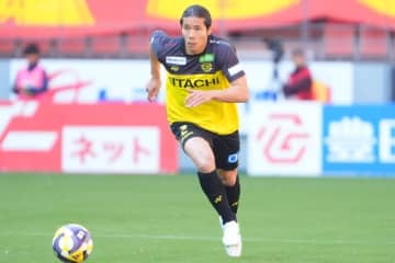 「チャンスは絶対に来ると思っていた」先制点を演出した柏の“CB”三丸拡が攻守で輝く「守備もしっかりやりつつ表現できた」【ルヴァン杯】