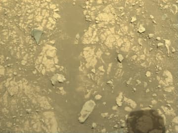 2025年6月2日の火星の風景：地質の歩みを物語る1枚