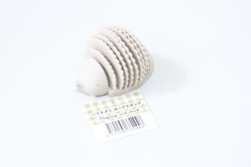 セリアがまたデザイン性高いの出してきた！「海外の雑貨っぽい♡」整理整頓にも便利なスタンド