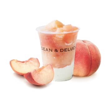 シャリシャリ氷で味わう冷た〜いおいしさ！DEAN & DELUCA“白桃＆ローズヒップ”と“ココナッツ＆パイナップル”2つの彩りひんやりドリンクでリフレッシュ♪